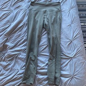 Lululemon Wonder Train High Rise